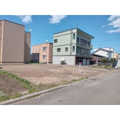 前面道路左側より撮影