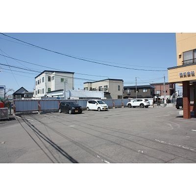 敷地内