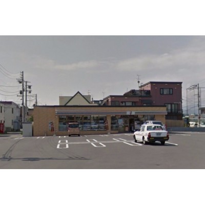 セブンイレブン札幌北郷5条店 約198m(徒歩3分)