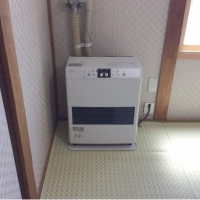 6帖和室にもストーブ完備