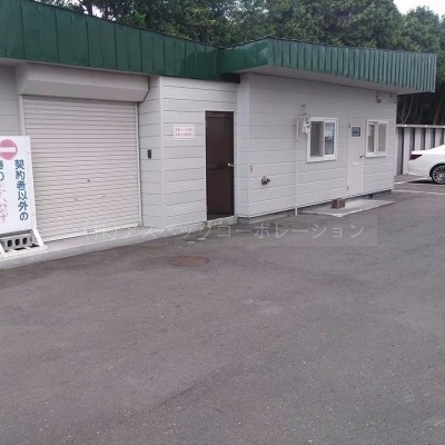 管理人さん日勤で出勤しています。