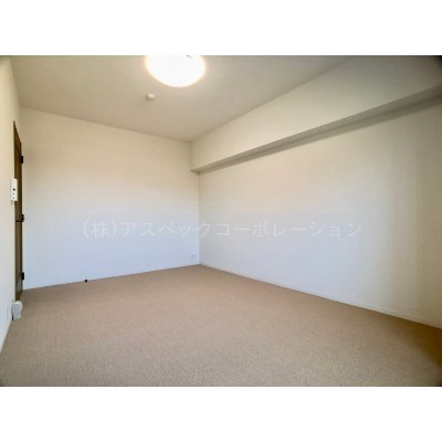 洋室8.8帖