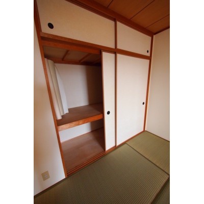 和室と収納です。