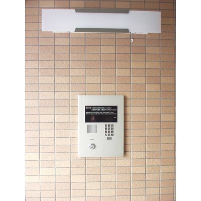 モニター付きオートロックです。