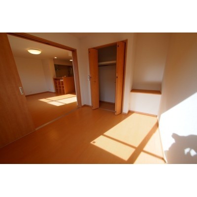 洋室と収納です。