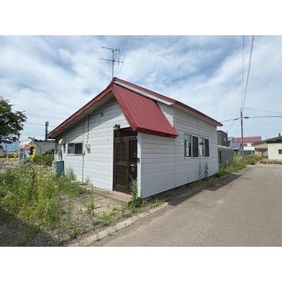 detached この地域の土地参考価格
北海道空知郡奈井江町字奈井江町84-5