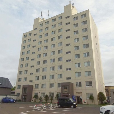 千歳市東郊の分譲マンション「ピースオブマインド東郊」です。