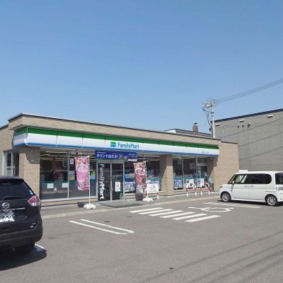 ファミリーマート千歳末広2丁目店