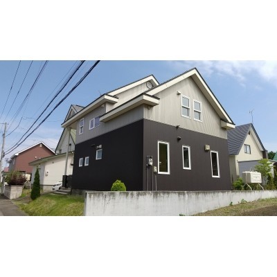 千歳市福住2丁目の中古戸建です。平成26年6月玄関ドア交換。