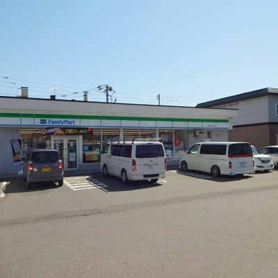 ファミリーマート千歳インター店