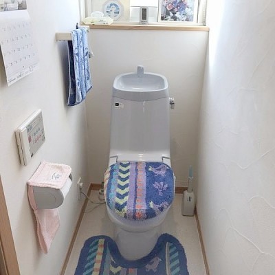 2Fトイレ温水洗浄便座