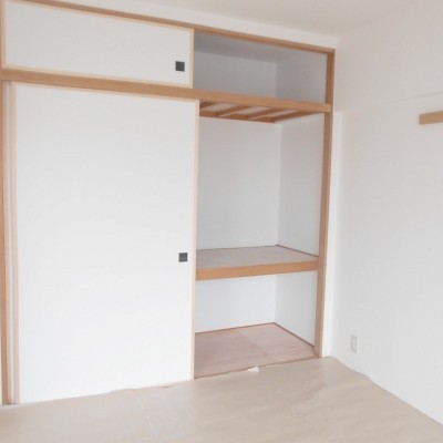 和室には押入れ収納があります。