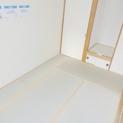 1階和室です。畳表替・クロス貼替。