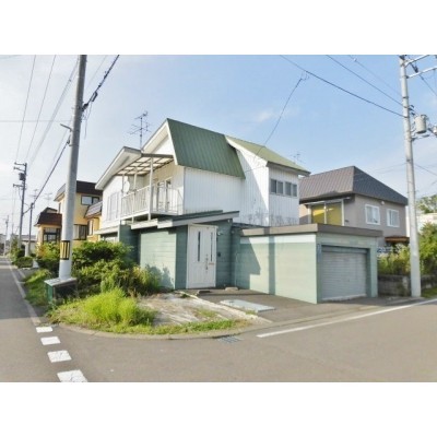 外観/南向き角地で日当たり良好