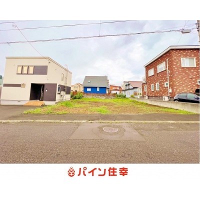 敷地面積約74.8坪のゆとりのあるサイズ