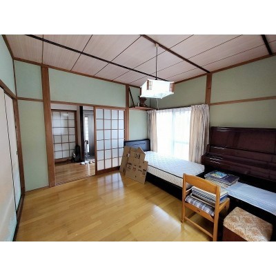 detached この地域の土地参考価格
長崎県佐世保市皆瀬町81番地2