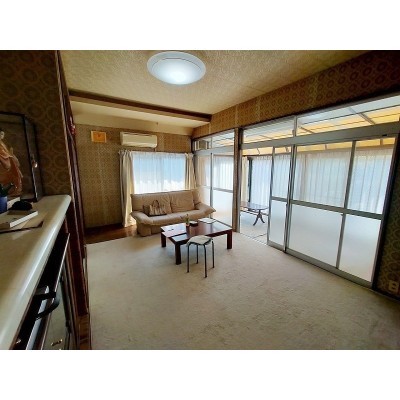detached この地域の土地参考価格
長崎県佐世保市皆瀬町81番地2