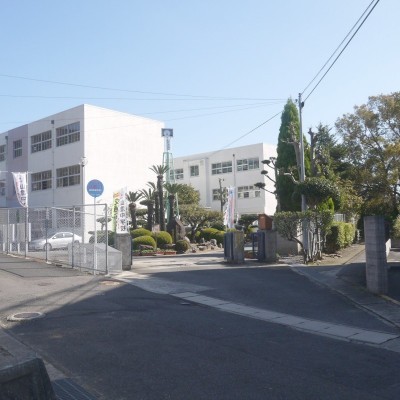 山澄中学校