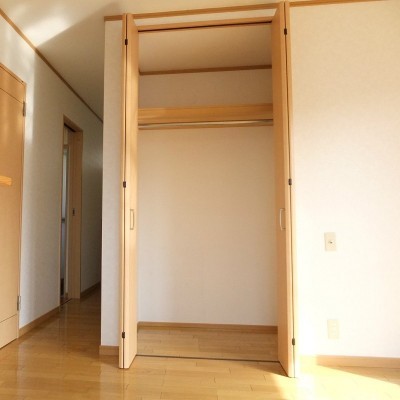☆洋室に面しているので使いやすいクローゼット☆