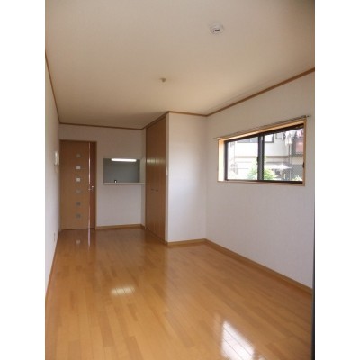 ☆8.5帖洋室です☆
