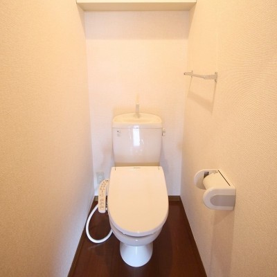 ☆トイレはウォシュレット付き☆
