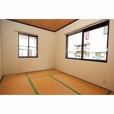 ☆角部屋なので窓も多く通気性も良好☆