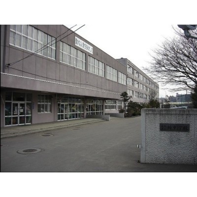 札幌市立柏中学校まで1373m