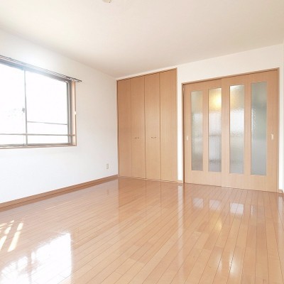 ☆角部屋で陽当り良好☆