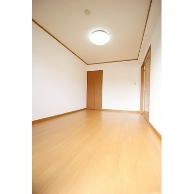 ☆5.8帖 洋室☆