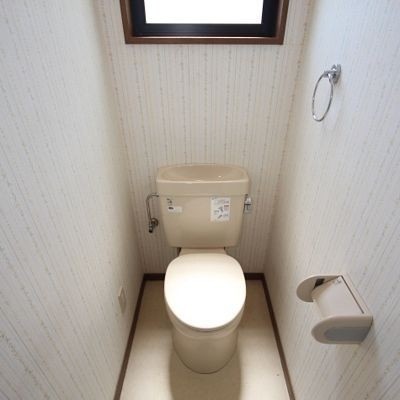 現在は簡易水洗ですが、全面道路まで下水管きてます!