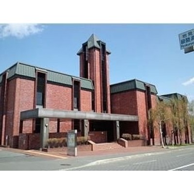 市立図書館まで519m