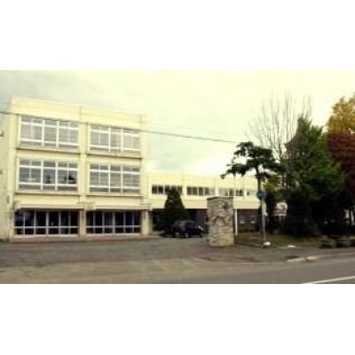 美園小学校まで549m