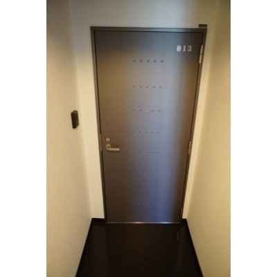 明るい玄関です