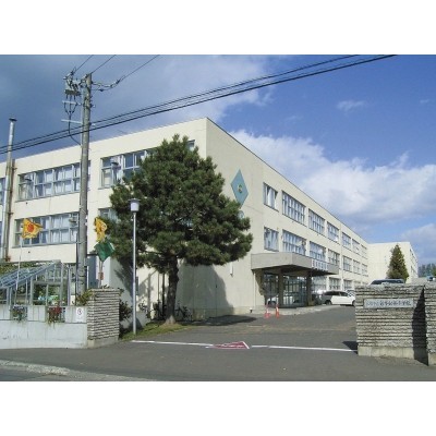 新琴似西小学校