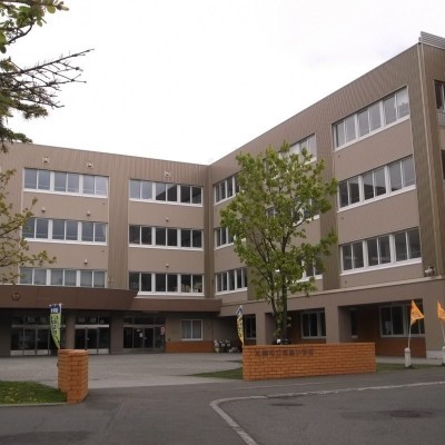 信濃小学校 徒歩12分