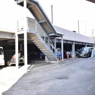 立体駐車場(ロードヒーティング完備)