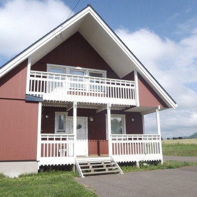 三角屋根が特徴的