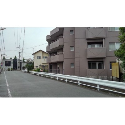 前面道路を含む現地写真(H30年6月撮影)