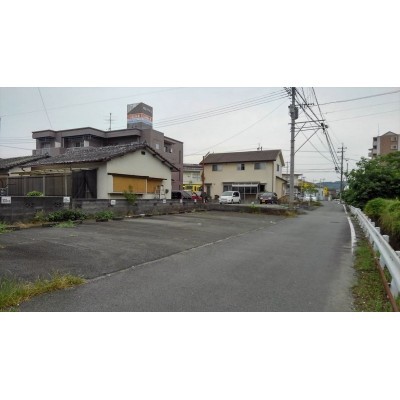 東側道路