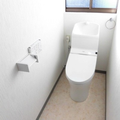 新品ウォシュレット付トイレ