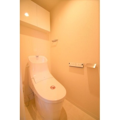 新品交換済みの温水洗浄便座付トイレです!