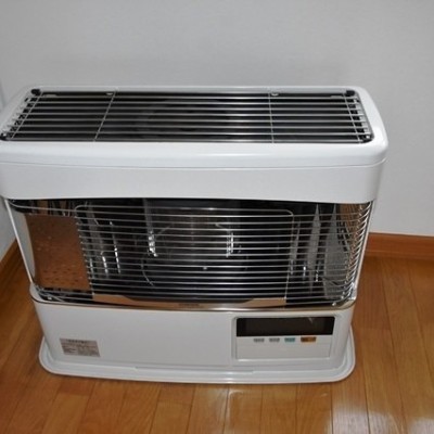 2階側 灯油ストーブ