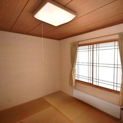 2階の6帖和室② 各お部屋に収納があります