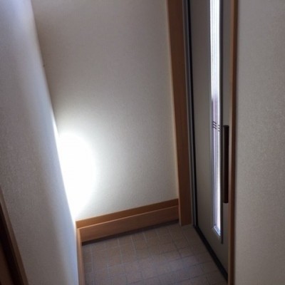 1Rの玄関は別々に出入りが可能です