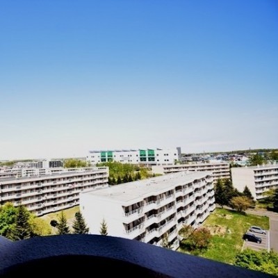 バルコニーからの眺望 東向きで日当たり眺望良好。
