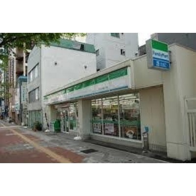 ファミリーマート札幌琴似1条4丁目店まで143m
