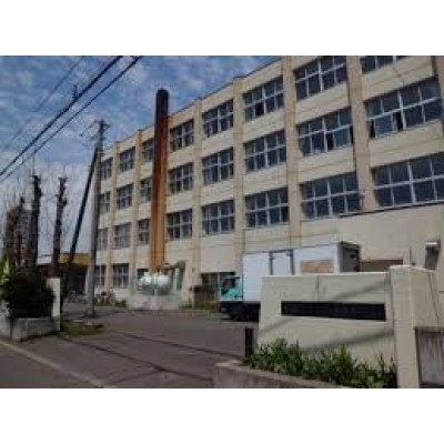 琴似中央小学校まで739m