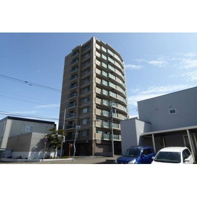 現地外観写真:令和3年8月内装リフォーム済マンション