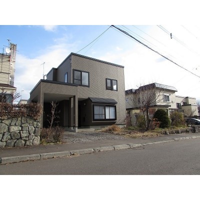 平成6年築 住友林業施工の一戸建住宅です。