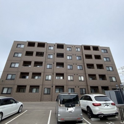 ニューピアザ西桔梗☆駐車場は全部で39台!